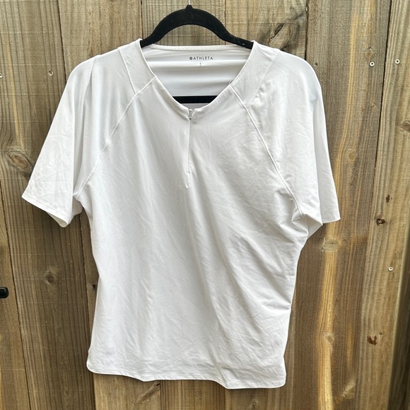 Athleta Classic White lightweight top size large - Picture 1 of 6